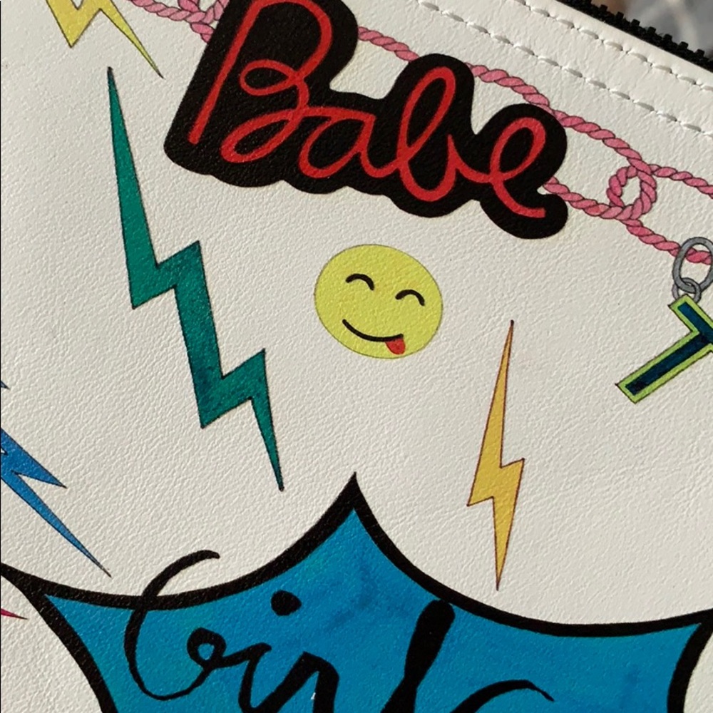 Emm Kuo Girl Gang Power White Clutch Wristlet - Picture 10 of 15